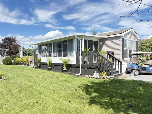 SITE #569- Turnkey-2007 Northlander Escape- 2 bed-12' X 34'- Limestone Acres South SITE #569- Turnkey-2007 Northlander Escape- 2 bed-12' X 34'- Limestone Acres South