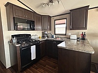 NEW WATERVIEW LISTING AT PEBBLE BEACH! Site #1012- 2016 Northlander Escape- 2 bed NEW WATERVIEW LISTING AT PEBBLE BEACH! Site #1012- 2016 Northlander Escape- 2 bed