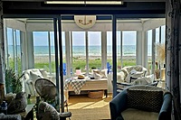 WATERFRONT! NEW LISTING!!  Site #1025- 2016 Northlander Escape, 2 bed, Pebble Beach