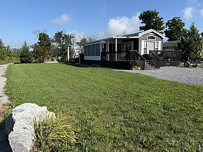NEW LISTING-SITE #1113-2017 NORTHLANDER ESCAPE-3 BED