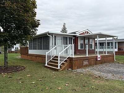 New Fall Listing! 2018 Northlander Reflection-2 bed-12'X36'-Pebble Beach