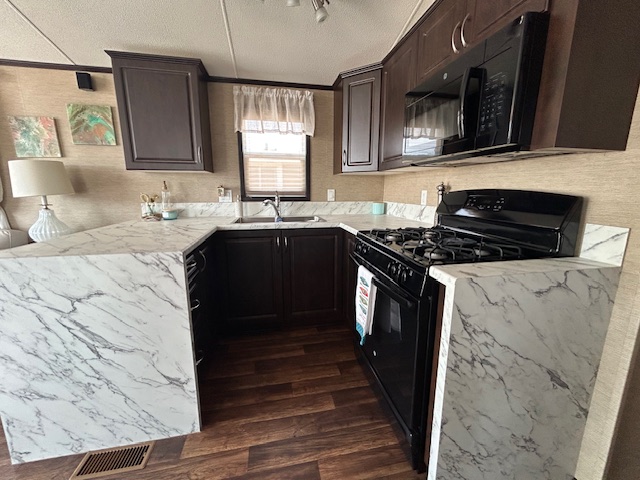 NEW LISTING! Site # 1200 Pebble Beach Escape 2016-2 bed NEW LISTING! Site # 1200 Pebble Beach Escape 2016-2 bed