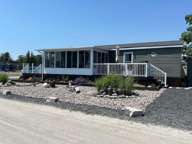 NEW LISTING! Site # 1200 Pebble Beach Escape 2016-2 bed NEW LISTING! Site # 1200 Pebble Beach Escape 2016-2 bed