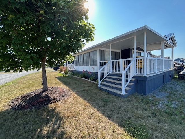 Site #1206- 2018 Northlander Reflection-2 bed-Pebble Beach