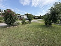 NEW LISTING! SITE #121-2010 NORTHLANDER ESCAPE, 12'X38', 2 BED- MAIN PARK NEW LISTING! SITE #121-2010 NORTHLANDER ESCAPE, 12'X38', 2 BED- MAIN PARK