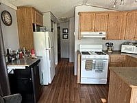 NEW LISTING!!!  SITE #122- 2007 NORTHLANDER ESCAPE-2 BED-MAIN PARK, 12'x34'