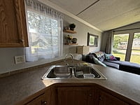 NEW LISTING!!!  SITE #122- 2007 NORTHLANDER ESCAPE-2 BED-MAIN PARK, 12'x34'
