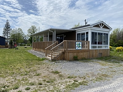 Site #1000- 2018 Pebble Beach Escape 48CK - Beach View.