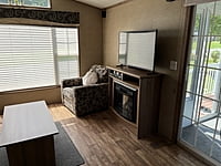 Site #493-2014 Northlander Escape 42CK - Limestone South