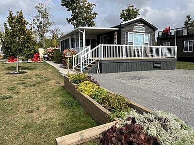 Site #1115- 2017 Pebble Beach Escape 38CK - Beach View