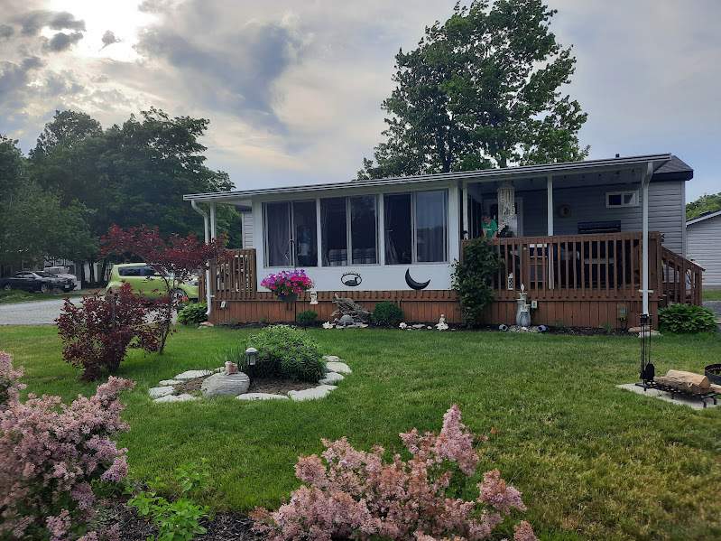 NEW LISTING!!! Site #489-2015 Northlander Reflection. 2 bed, Limestone South