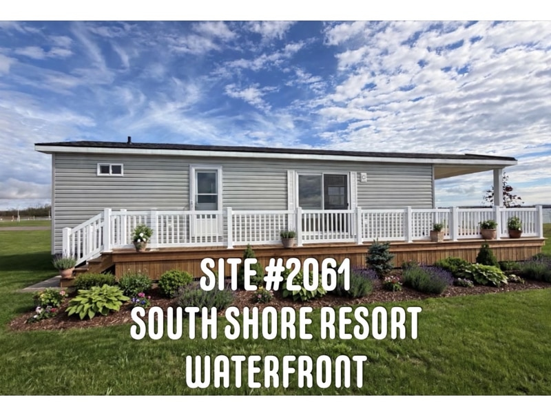 SITE #2061- WATERFRONT-SOUTH SHORE RESORT-38' X 12'-2027 NORTHLANDER REFLECTION, 2 BED