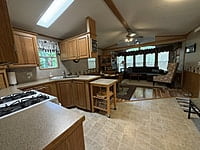 NEW LISTING-SITE #206-2005 NORTHLANDER COTTAGER CLASSIC-14'x39'-2 BED
