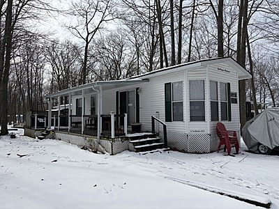 Site #219, Main Park- 2001 Northlander Classic