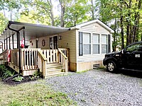 Site #220--2013 Northlander Reflection-2 bed-Main Park