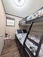 SITE #220 -WOW!!! MAKE AN OFFER!! -2013 Northlander Reflection-12'x35'- 2 bed-Main Park SITE #220 -WOW!!! MAKE AN OFFER!! -2013 Northlander Reflection-12'x35'- 2 bed-Main Park