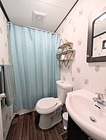 SITE #220 -WOW!!! MAKE AN OFFER!! -2013 Northlander Reflection-12'x35'- 2 bed-Main Park SITE #220 -WOW!!! MAKE AN OFFER!! -2013 Northlander Reflection-12'x35'- 2 bed-Main Park