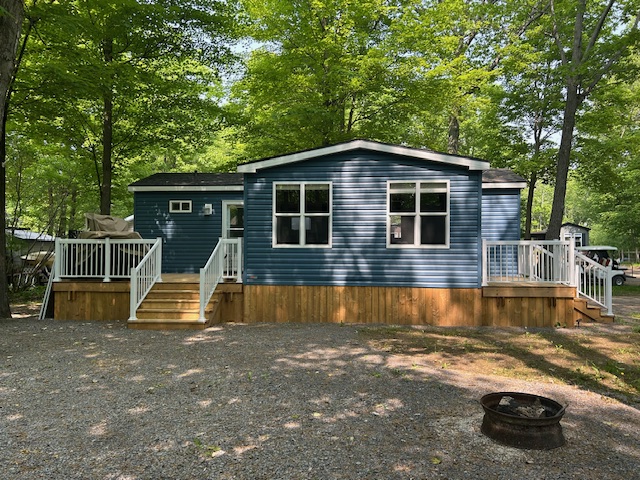 Amazing Opportunity! Site #251- 2023 Northlander Reflection, 2 bed, quad bunks, Main Park Amazing Opportunity! Site #251- 2023 Northlander Reflection, 2 bed, quad bunks, Main Park