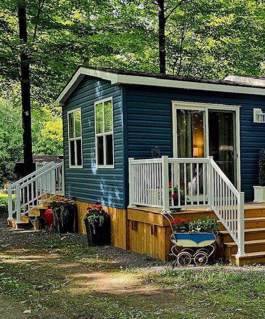 Site #251-2023 Northlander Reflection- 2 bed, quad bunks Site #251-2023 Northlander Reflection- 2 bed, quad bunks