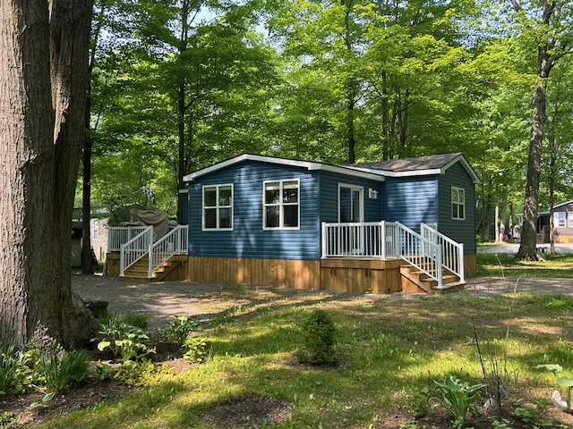 Amazing Opportunity! Site #251- 2023 Northlander Reflection, 2 bed, quad bunks, Main Park Amazing Opportunity! Site #251- 2023 Northlander Reflection, 2 bed, quad bunks, Main Park