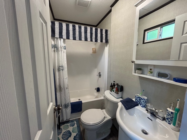 Amazing Opportunity! Site #251- 2023 Northlander Reflection, 2 bed, quad bunks, Main Park Amazing Opportunity! Site #251- 2023 Northlander Reflection, 2 bed, quad bunks, Main Park