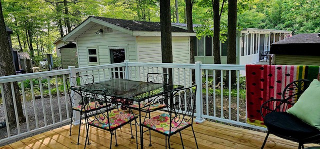 Site #251-2023 Northlander Reflection- 2 bed, quad bunks Site #251-2023 Northlander Reflection- 2 bed, quad bunks