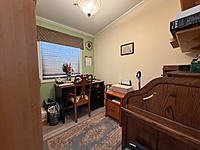 EXTENDED SEASON Site #449- 2010 Northlander Meadowbrook, 2 bed +office,