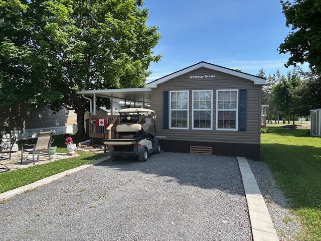 Site #47- 2011 Northlander Escape- Main Park- 2 bed, 14'wide Site #47- 2011 Northlander Escape- Main Park- 2 bed, 14'wide