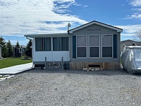 Site # 532- 2008 Northlander Escape, 34'X12', 2 bed, Limestone South Site # 532- 2008 Northlander Escape, 34'X12', 2 bed, Limestone South