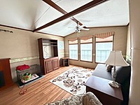 Site #541- 2011 Northlander Escape- 1 Bed + Den- Limestone Acres South