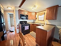 Site #541- 2011 Northlander Escape- 1 Bed + Den- Limestone Acres South