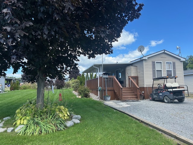 GREAT 3 BED UNIT IN LIMESTONE SOUTH- MAKE AN OFFER!!!Site # 575 - 2014 Northlander Reflection- 3 bed, Limestone South GREAT 3 BED UNIT IN LIMESTONE SOUTH- MAKE AN OFFER!!!Site # 575 - 2014 Northlander Reflection- 3 bed, Limestone South
