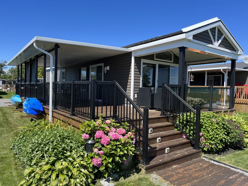 Site #1061- 2016 Pebble Beach Escape 52CK -Water Front
