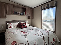 NEW PRICE!!!  Site #1045-WATERFRONT-2016 Northlander Escape-1 1/2 wide-3 bed-Pebble Beach