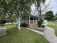 Site #49- 2014 NORTHLANDER ESCAPE, 1 1/2 WIDE, 2 BED- MAIN PARK