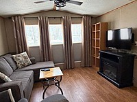 Site #221- 2007 Northlander Escape- 2 bed-FEES PAID TILL AUGUST 31ST!!!Main Park