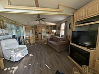 NEW LISTING-2007 NORTHLANDER CLASSIC- 1 BED WITH DEN NEW LISTING-2007 NORTHLANDER CLASSIC- 1 BED WITH DEN