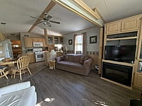 NEW LISTING-2007 NORTHLANDER CLASSIC- 1 BED WITH DEN NEW LISTING-2007 NORTHLANDER CLASSIC- 1 BED WITH DEN