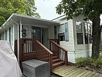 NEW LISTING-2007 NORTHLANDER CLASSIC- 1 BED WITH DEN NEW LISTING-2007 NORTHLANDER CLASSIC- 1 BED WITH DEN
