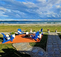 WATERFRONT! NEW LISTING!!  Site #1025- 2016 Northlander Escape, 2 bed, Pebble Beach