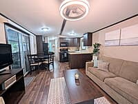SITE #220 -WOW!!! MAKE AN OFFER!! -2013 Northlander Reflection-12'x35'- 2 bed-Main Park SITE #220 -WOW!!! MAKE AN OFFER!! -2013 Northlander Reflection-12'x35'- 2 bed-Main Park